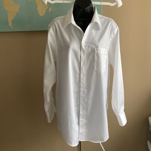Kenneth Cole men’s 15 1/2 32/33 non iron white dress shirt